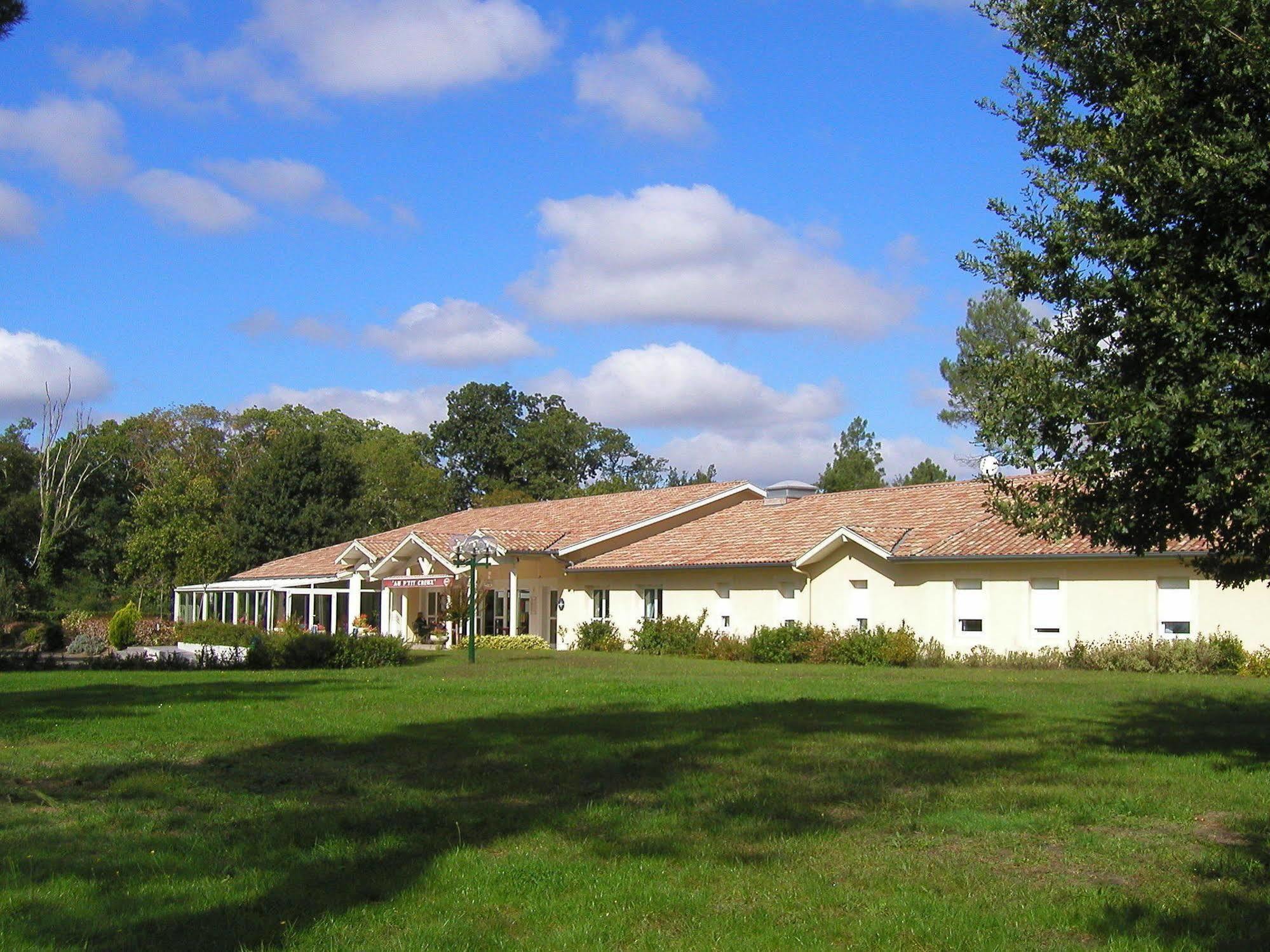 Au P'Tit Creux Des Landes Hotel Ychoux Bagian luar foto